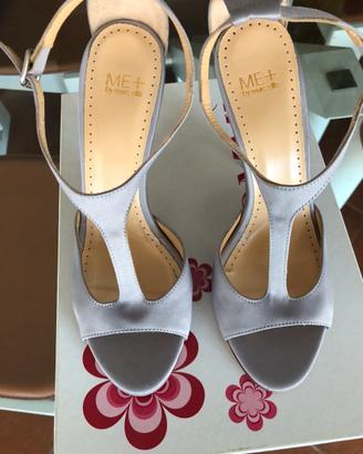 Sandalo raso grigio perla