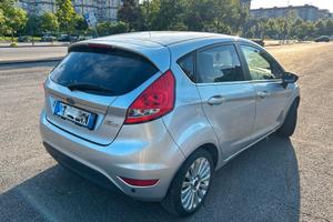 Ford Fiesta Titanium benzina 1.2 Full optional