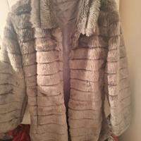 Pelliccia donna grigia