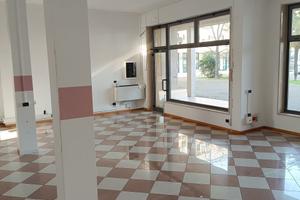 Negozio a Scorzè (VE) - Peseggia