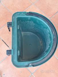 mangiatoie per cavalli box equitazione