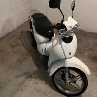 Aprilia Scarabeo 50cc 4T - 2009