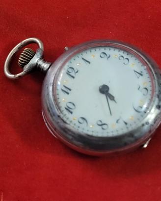 Orologio da tasca antico in argento 800.