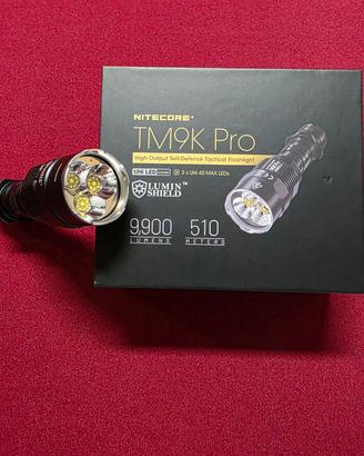 Torcia Nitecore Tm9k Pro