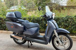 Aprilia Scarabeo 250 gt