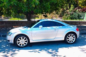 Splendida Audi TT MK1 ASI CRS Argento 1999 METANO