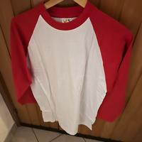 Maglia bianca e rossa della vodafone