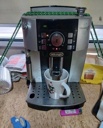 delonghi magica S totalmente automatica