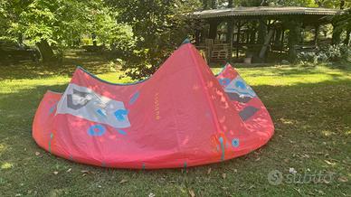Kite Duotone Evo 12 con barra extra