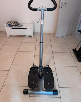 Stepper regolabile e solido