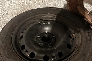 Cerchi piu gomme termiche.