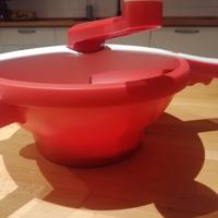 Tupperware passaverdure rosso 