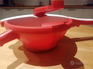 Tupperware passaverdure rosso 