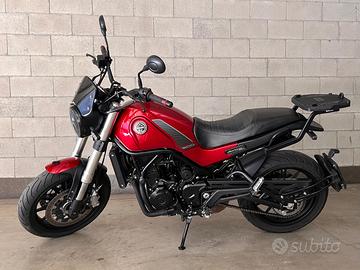 Benelli leoncino 500