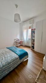 Camera matrimoniale via Mazzini solo ragazze