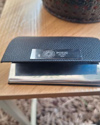 astuccio o porta carte in pelle testurizzata nera