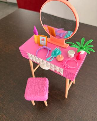 Barbie set di mobili e accessori