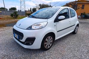 Peugeot 107 1.0cc Automatica 5 porte
