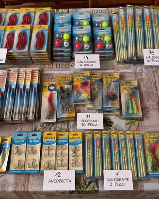 Maxi lotto pesca- galleggianti esche  e accessori