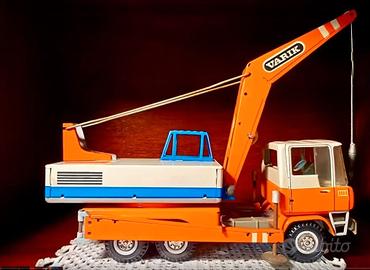 Camion gru giocattolo vintage VARIK MSB – anni ’70