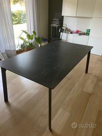 Tavolo IKEA GILLANDA allungabile nero / marmo
