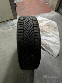 Gomme da neve 215/55/17