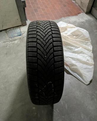 Gomme da neve 215/55/17