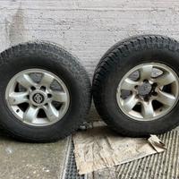 Gomme e Cerchi in lega Nissan Patrol