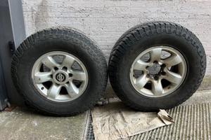 Gomme e Cerchi in lega Nissan Patrol
