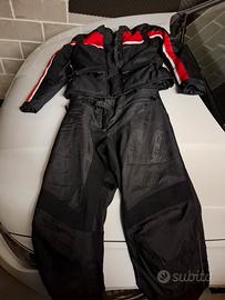 giacca e pantaloni mtech