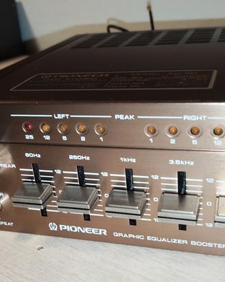 Equalizzatore grafico Pioneer con booster