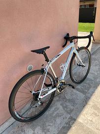 Bici Trek in carbonio