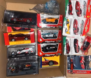 Macchinine Bburago e Hotwheel 1/18 1/24 1/47 saled