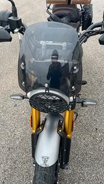 Cupolino Triumph 400x