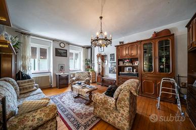 CASA SEMINDIPENDENTE A CASTEL IVANO