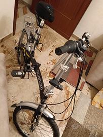 bicicletta pieghevole non elettrica 