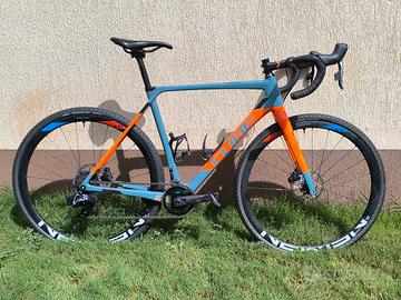 CUBE CROSS RACE C62: SLT, taglia 56