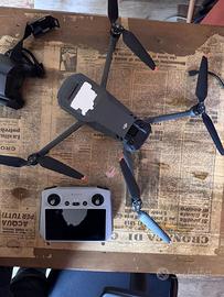 DJI Mavic 3 Pro Fly More Combo