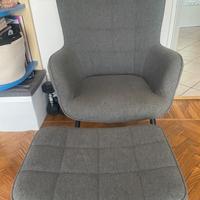Poltrona e poggia piedi