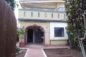 VILLA A SCHIERA D'ANGOLO A ANZIO