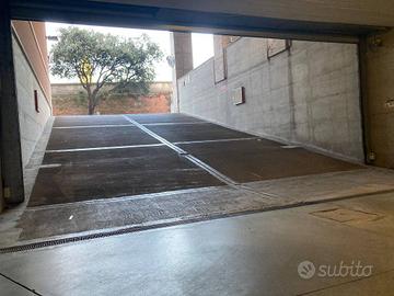 Box / Garage di 15 m² a Forlì
