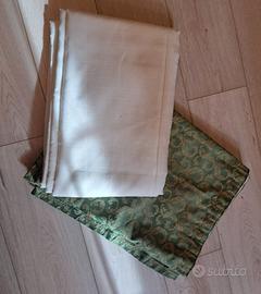 TENDAGGIO IN RASO E LINO DAMASCATO