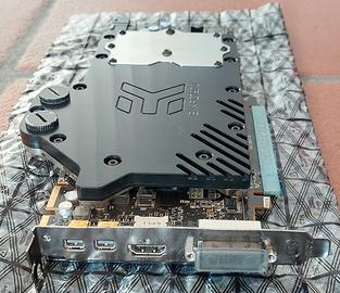 Sapphire AMD Radeon HD 7970 3GB con fullcover EKWB