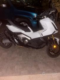 Xadv 750 akrapovic originale