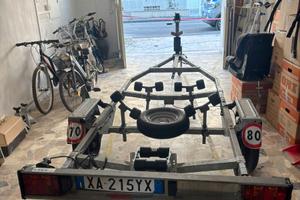 Carrello porta imbarcazione