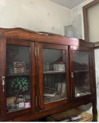 Credenza / Vetrina antica in legno massello stile
