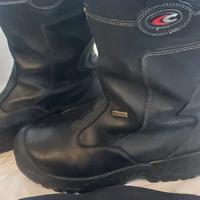 Stivali  gorotex  n 43