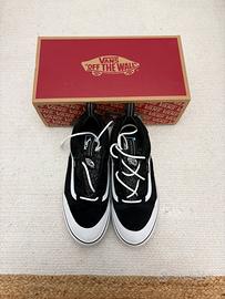 Titolo: Vans Old Skool nere e bianche – Numero 43