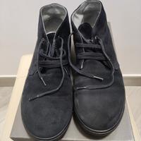 scarpe modello Clark 