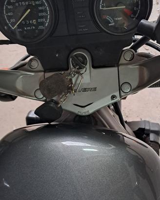 Moto Honda 650 Revere